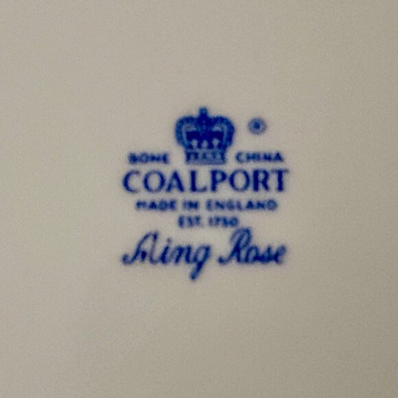 Coalport Ming Rose (4) Place Settings w/ (8) Pieces in Each Setting - Picture 4 of 6